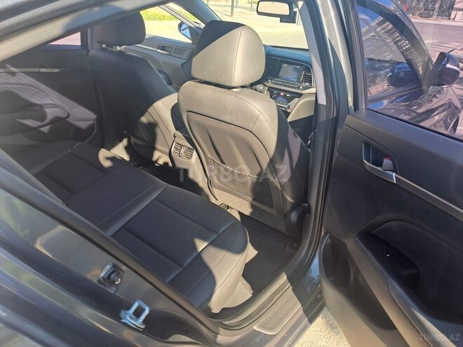Hyundai Avante 2015, 196,090 km - 1.6 l - Bakı