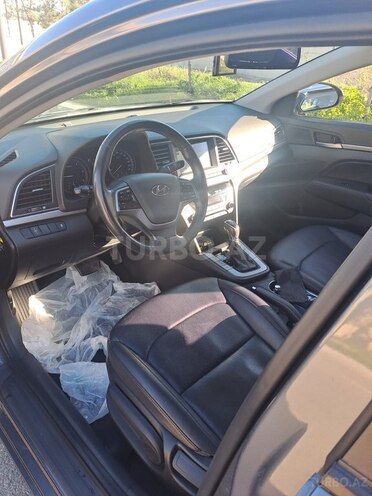 Hyundai Avante 2015, 196,090 km - 1.6 l - Bakı