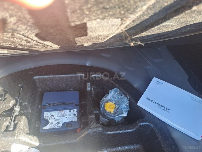 Hyundai Avante 2015, 196,090 km - 1.6 l - Bakı