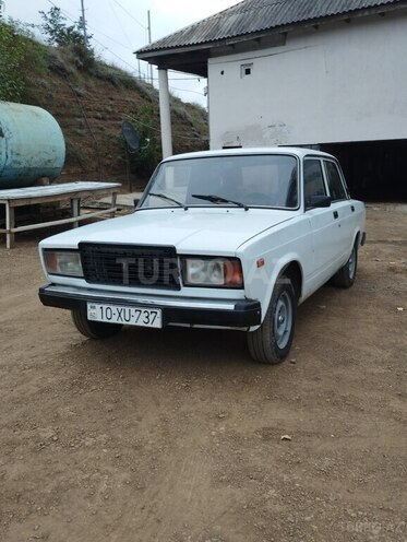 LADA (VAZ) 2107 2005, 50,000 km - 1.6 l - Lerik