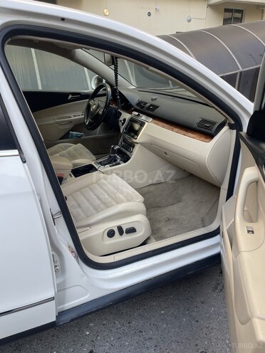 Volkswagen Passat 2010, 221,000 km - 1.8 l - Bakı