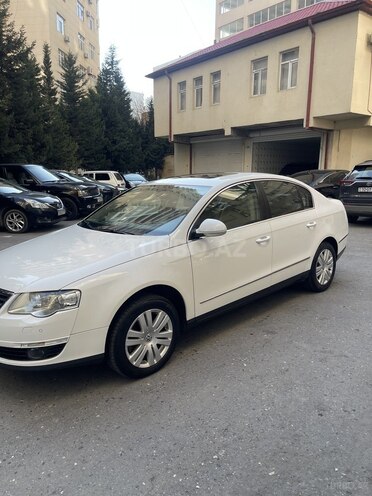 Volkswagen Passat 2010, 221,000 km - 1.8 l - Bakı