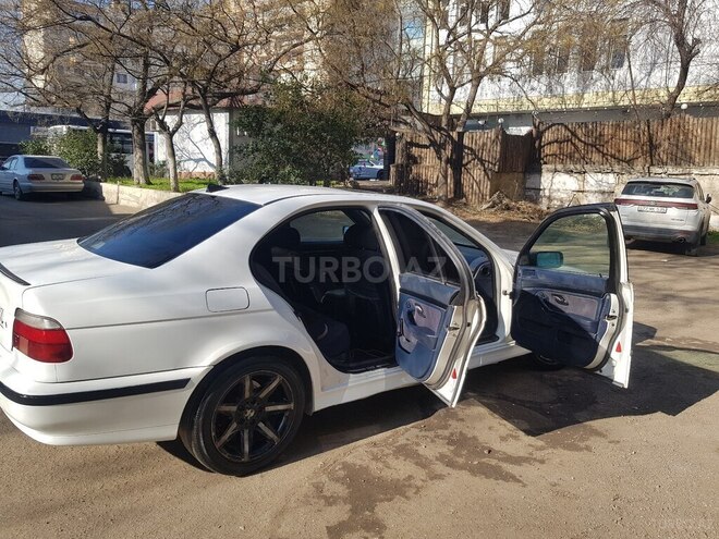 BMW 528 1996, 258,000 km - 2.8 л - Bakı
