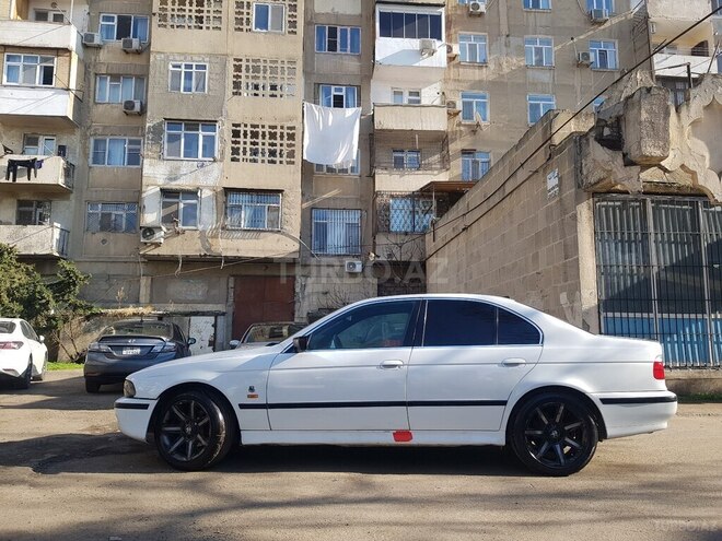 BMW 528 1996, 258,000 km - 2.8 л - Bakı