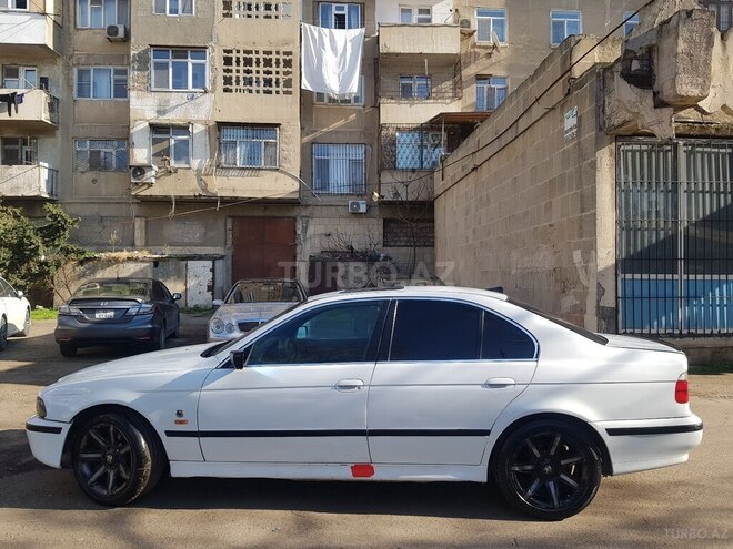 BMW 528 1996, 258,000 km - 2.8 л - Bakı