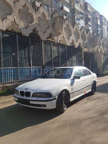 BMW 528 1996, 258,000 km - 2.8 л - Bakı