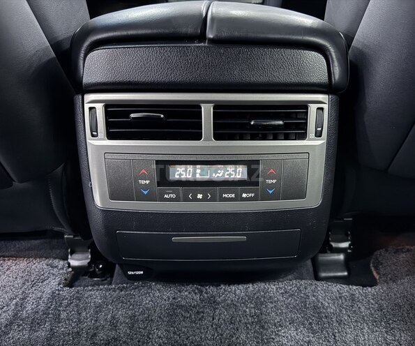 Lexus LX 570-16