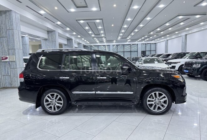 Lexus LX 570-4