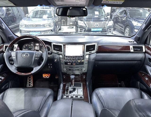 Lexus LX 570-8