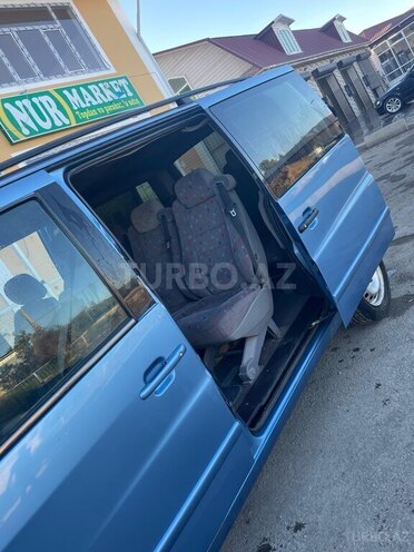 Mercedes Vito 110 1999, 500,000 km - 2.3 l - Saatlı