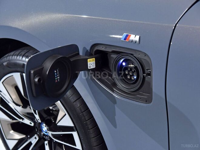 BMW i5 2025, 0 km - 0.0 l - Bakı