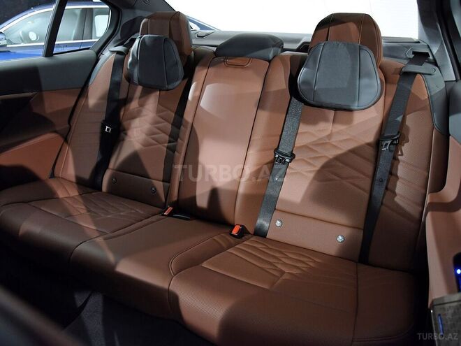 BMW i5 2025, 0 km - 0.0 l - Bakı