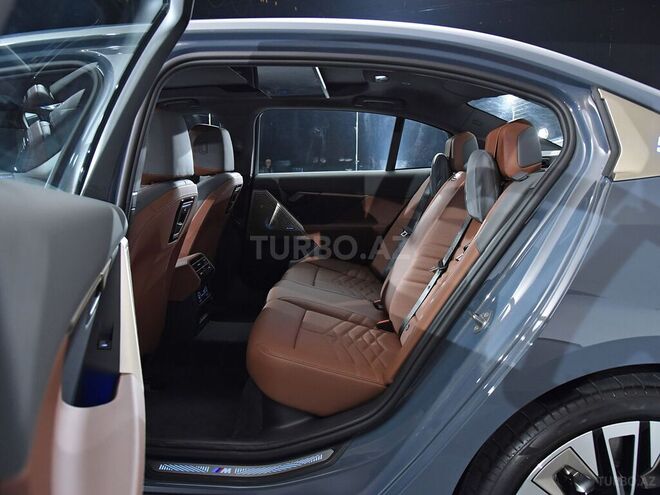 BMW i5 2025, 0 km - 0.0 l - Bakı