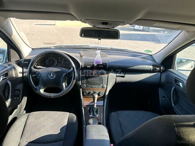 Mercedes C 220 d 2005, 426,260 km - 2.2 l - Bakı