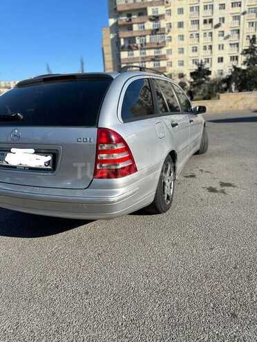 Mercedes C 220 d 2005, 426,260 km - 2.2 l - Bakı