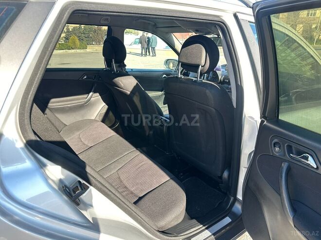 Mercedes C 220 d 2005, 426,260 km - 2.2 l - Bakı