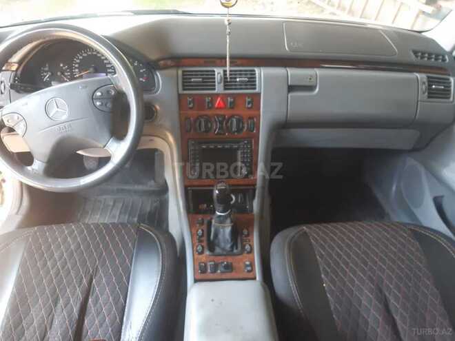Mercedes E 220 d 2001, 490,000 km - 2.2 л - Şirvan