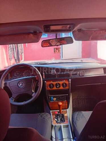 Mercedes 190 1992, 200,000 km - 2.0 л - Şəki