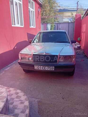 Mercedes 190 1992, 200,000 km - 2.0 л - Şəki