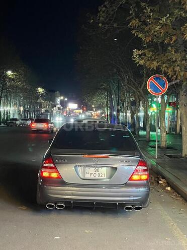 Mercedes E 350 2005, 275,000 km - 3.5 l - Bakı