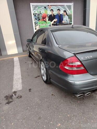 Mercedes E 350 2005, 275,000 km - 3.5 l - Bakı