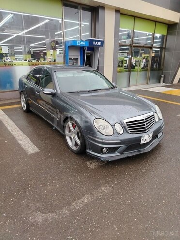 Mercedes E 350 2005, 275,000 km - 3.5 l - Bakı