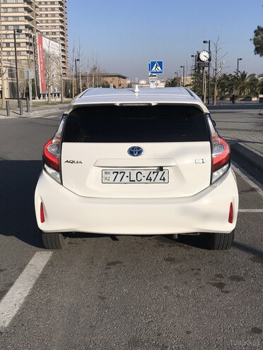 Toyota Aqua 2019, 56,000 km - 1.5 l - Bakı