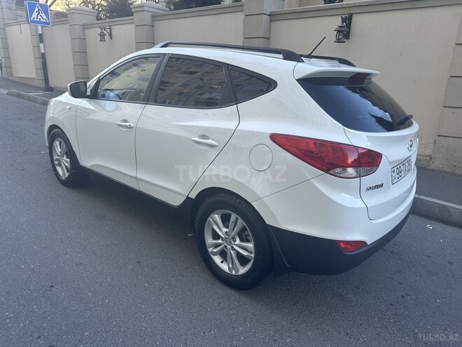 Hyundai ix35 2011, 183,000 km - 2.4 l - Bakı
