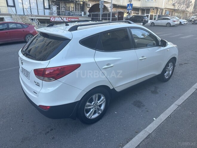 Hyundai ix35 2011, 183,000 km - 2.4 l - Bakı