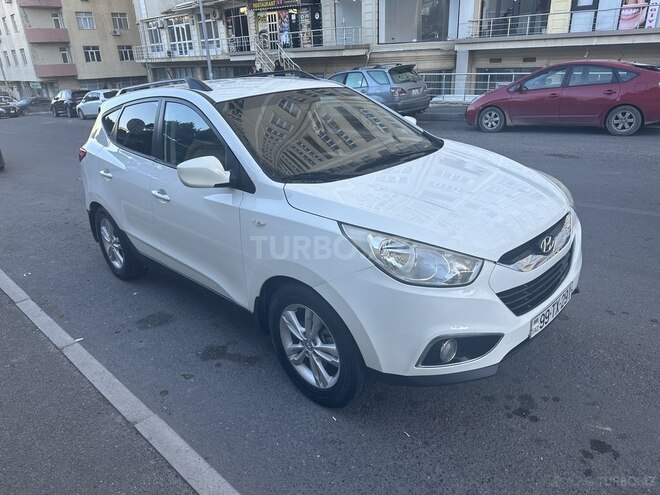 Hyundai ix35 2011, 183,000 km - 2.4 l - Bakı