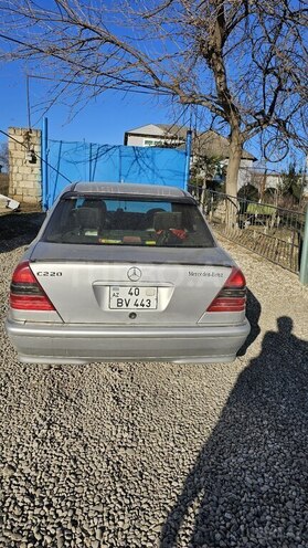 Mercedes C 220 1996, 280,000 km - 2.2 l - Quba