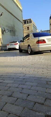 Mercedes E 240 1998, 458,135 km - 2.5 l - Bakı