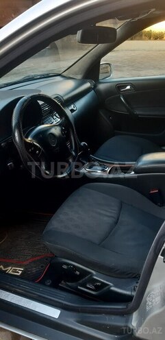 Mercedes C 200 2001, 270,000 km - 2.0 л - Bakı