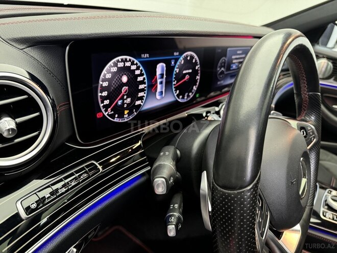 Mercedes  2018, 80,000 km - 3.0 l - Bakı