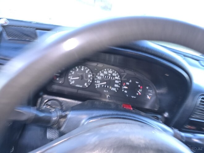 GAZ 3110 2006, 176,000 km - 2.4 l - Saatlı