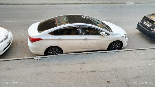 Hyundai i40 2012, 220,000 km - 2.0 l - Bakı