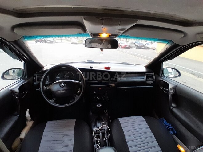 Opel Vectra 1996, 400,000 km - 1.8 l - Sumqayıt