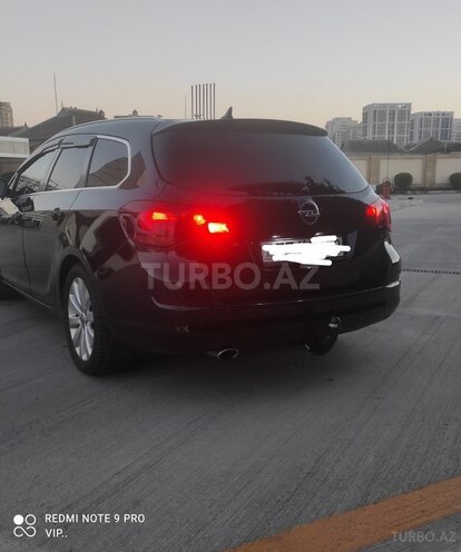 Opel Astra 2011, 208,000 km - 1.4 l - Bakı