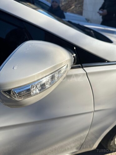 Hyundai Sonata 2010, 175,000 km - 2.4 л - Tovuz