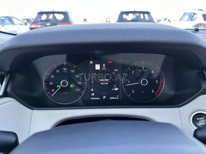 Land Rover RR Velar-11