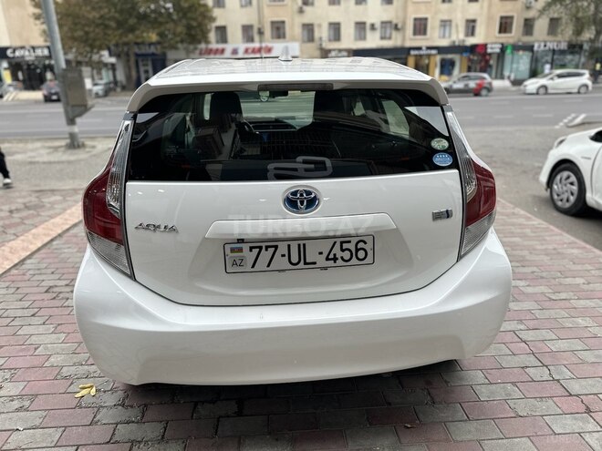 Toyota Aqua 2015, 36,500 km - 1.5 l - Bakı
