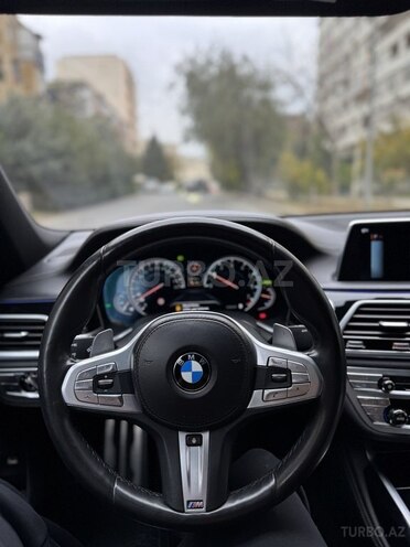 BMW 740 2018, 92,000 km - 3.0 l - Bakı