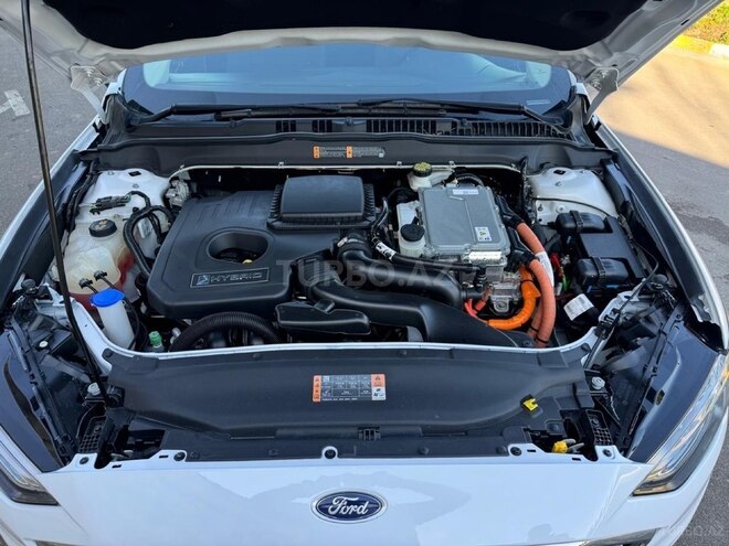Ford Fusion (North America) 2017, 95,000 km - 2.0 л - Bakı