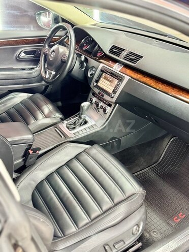 Volkswagen Passat CC-12