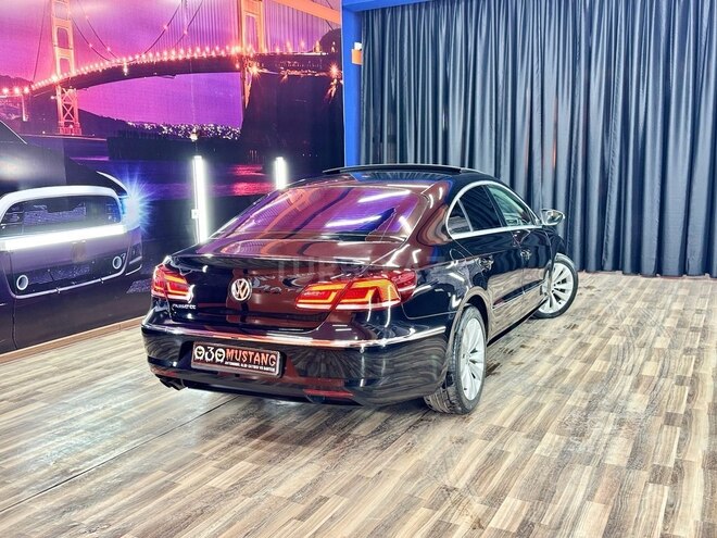 Volkswagen Passat CC-10