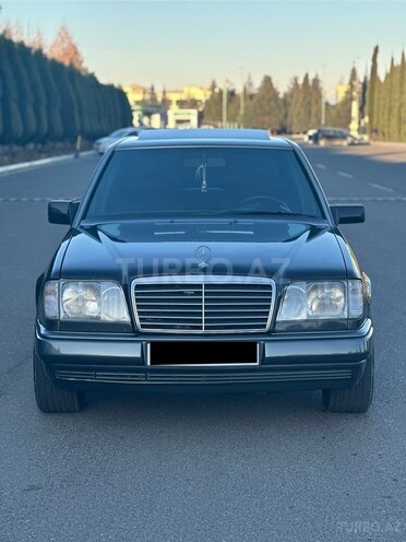 Mercedes E 220 1994, 360,000 km - 2.2 л - Gəncə