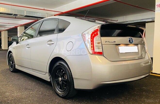 Toyota Prius 2013, 209,000 km - 1.8 l - Bakı