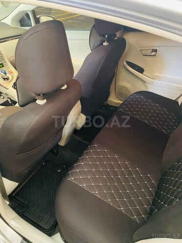 Toyota Prius 2013, 209,000 km - 1.8 l - Bakı