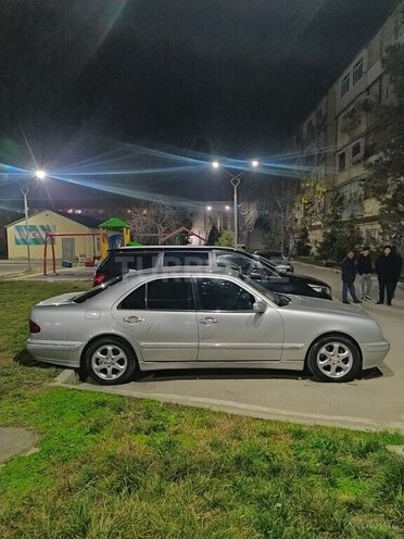 Mercedes E 220 d 2001, 443,000 km - 2.2 l - Şirvan