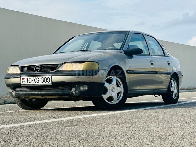 Opel Vectra 1996, 268,000 km - 1.6 л - Bakı